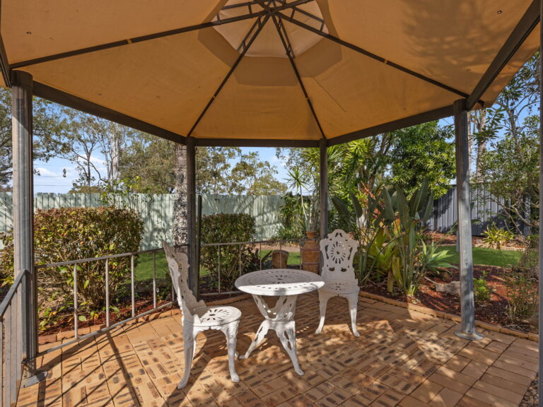 16 Strachan Court, Collingwood Park, QLD 4301