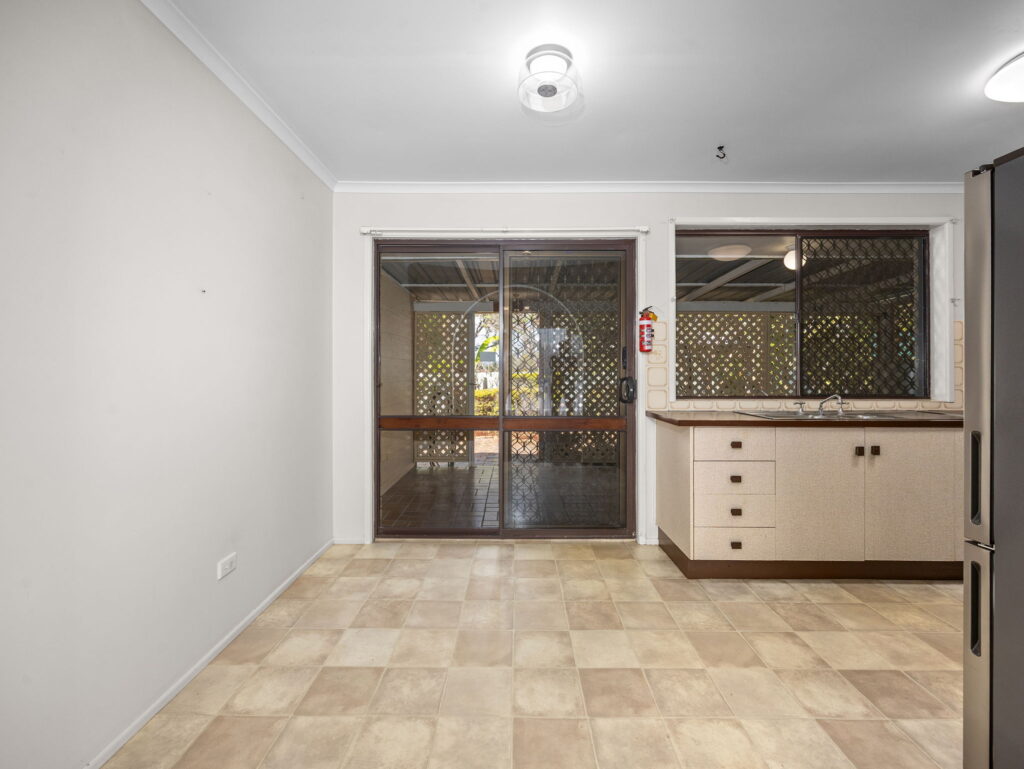 16 Strachan Court, Collingwood Park, QLD 4301