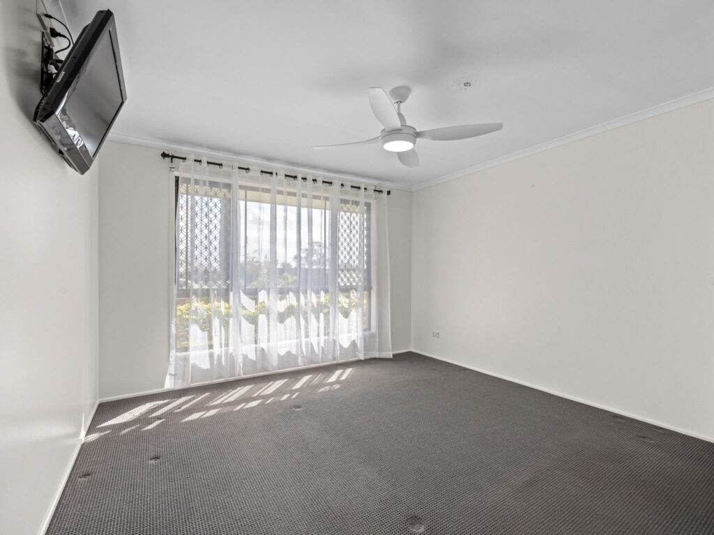 16 Strachan Court, Collingwood Park, QLD 4301