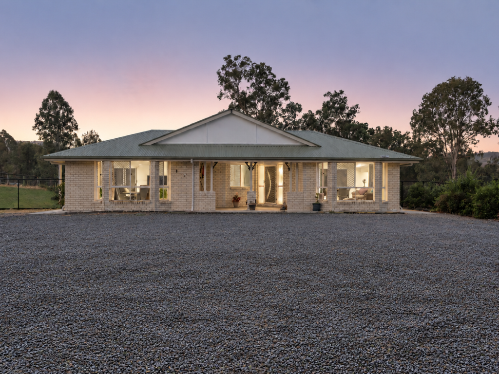 23-25 Diamantina Circle, Karalee, QLD 4306