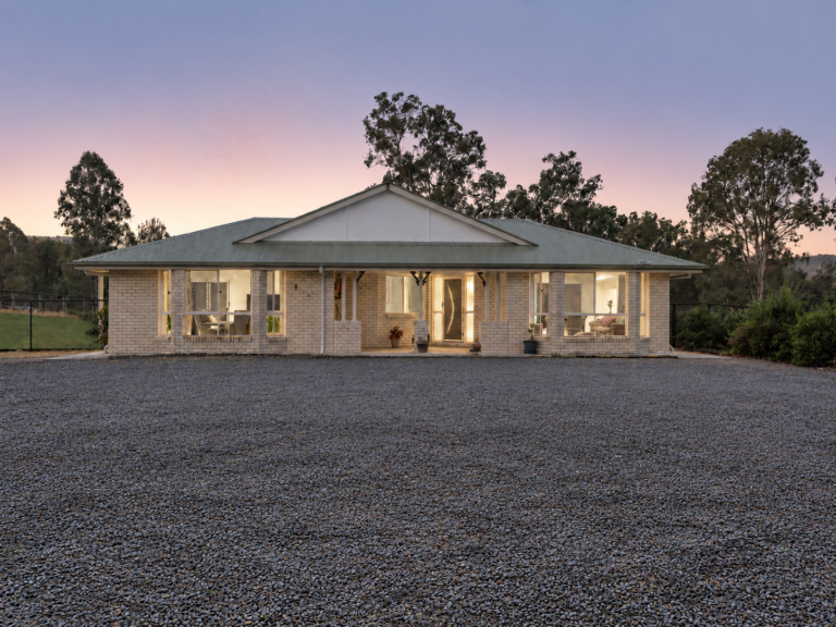 23-25 Diamantina Circle, Karalee, QLD 4306