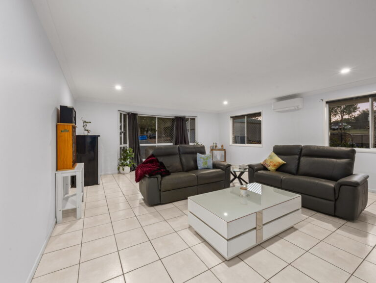 23-25 Diamantina Circle, Karalee, QLD 4306