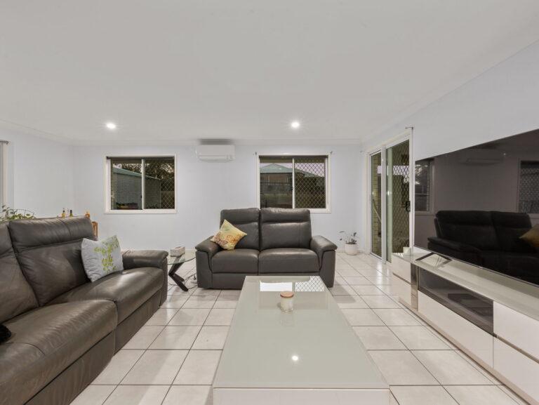 23-25 Diamantina Circle, Karalee, QLD 4306