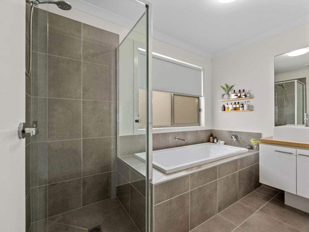 7 Hardie Street, Ripley, QLD 4306