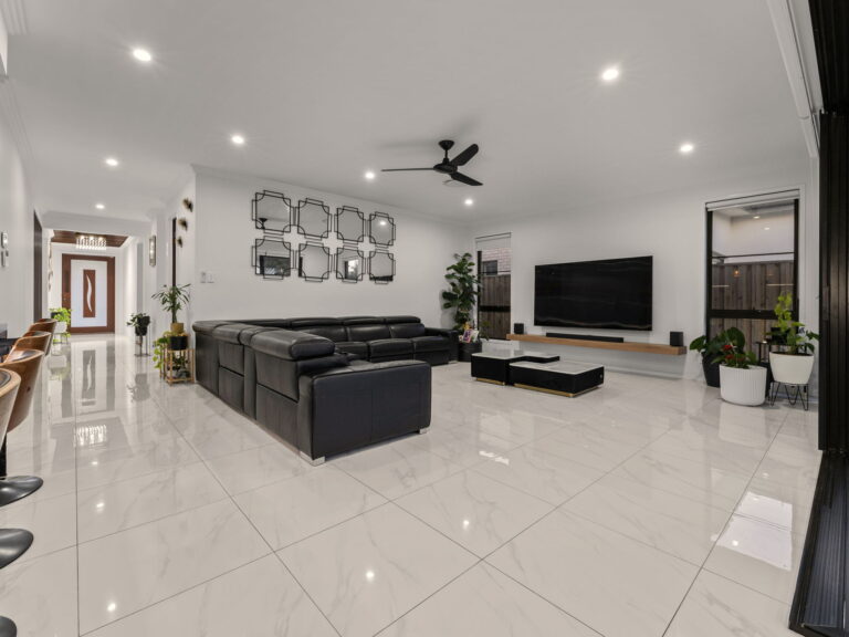 75 Boyland Way, Ripley, QLD 4306