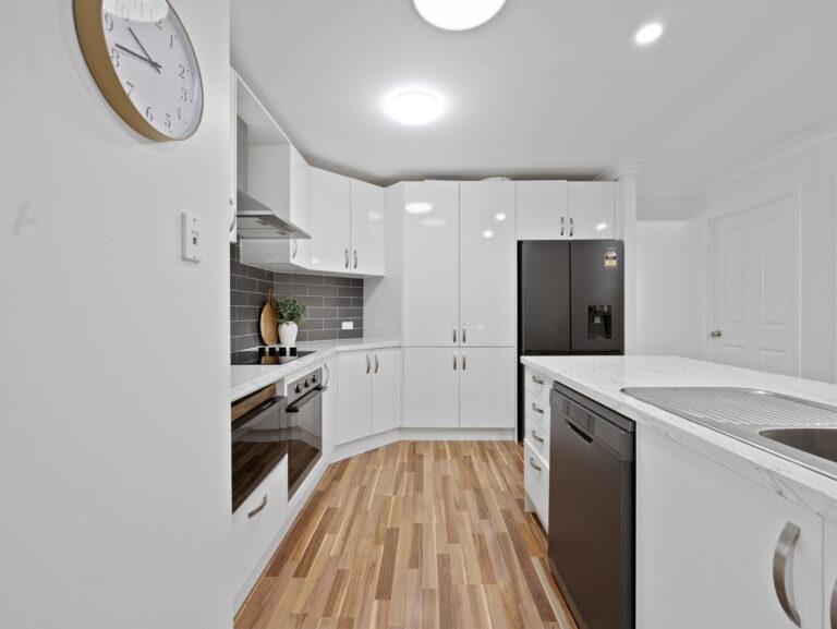 32 Oliver Drive, Redbank Plains, QLD 4301