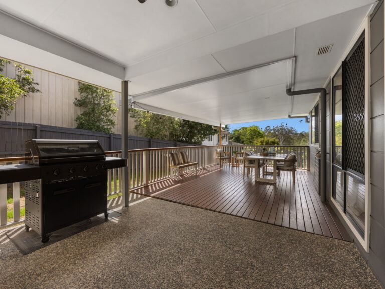 32 Oliver Drive, Redbank Plains, QLD 4301