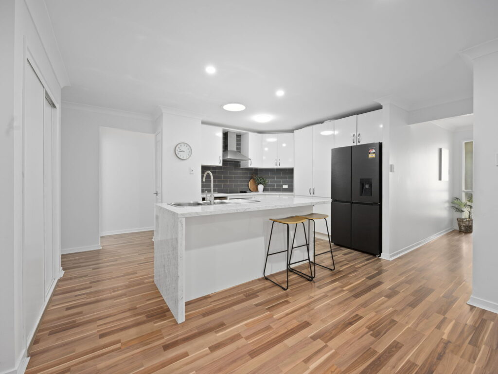 32 Oliver Drive, Redbank Plains, QLD 4301