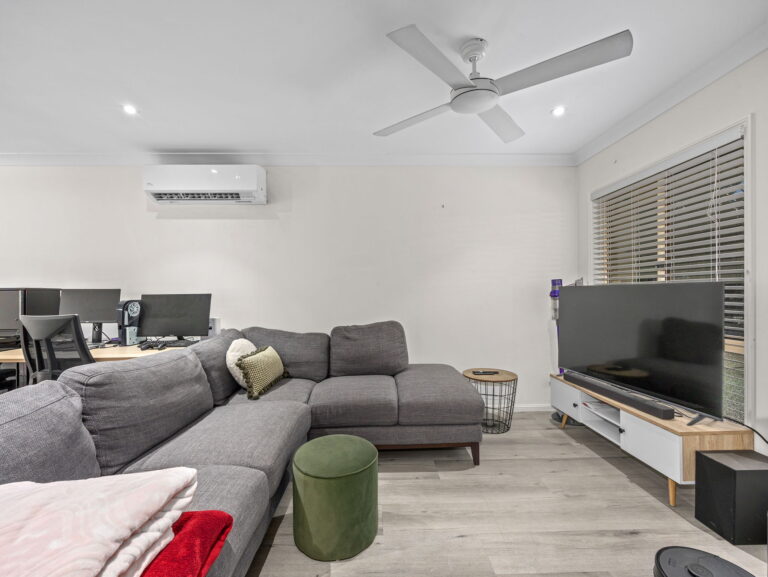 7/316-318 Redbank Plains Road, Bellbird Park, QLD 4300