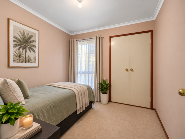 8 Somerfield Street, Redbank Plains, QLD 4301