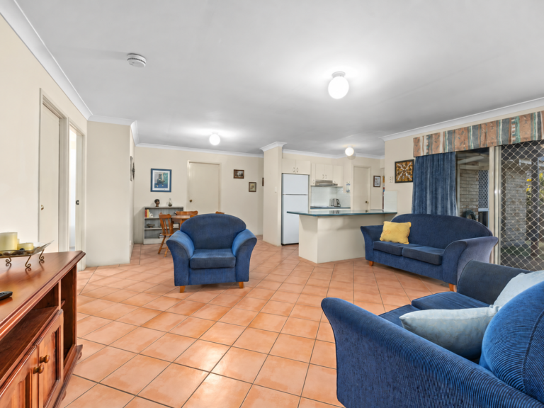 60 Wildey Street, Raceview, QLD 4305