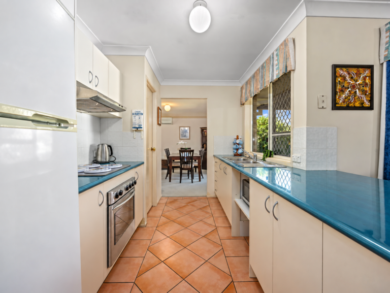 60 Wildey Street, Raceview, QLD 4305