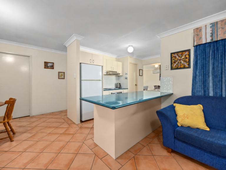 60 Wildey Street, Raceview, QLD 4305