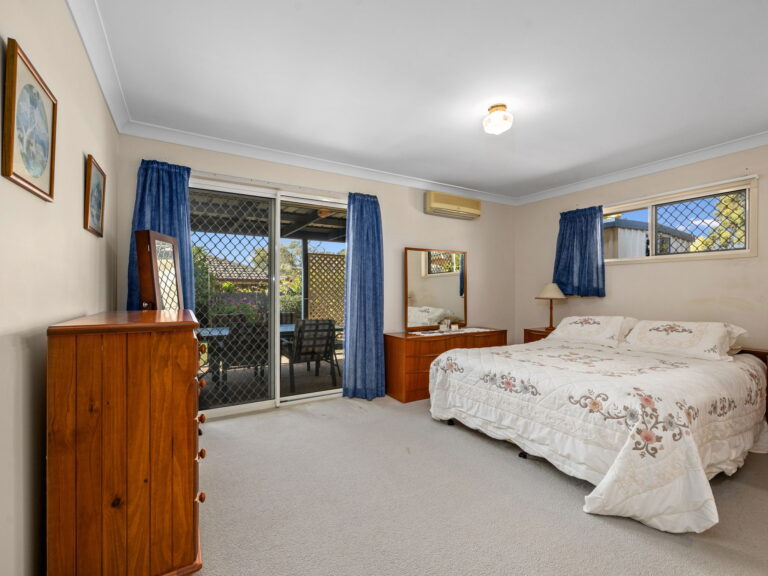 60 Wildey Street, Raceview, QLD 4305