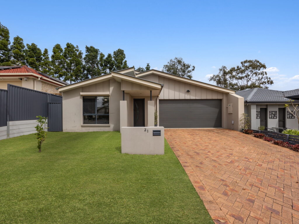 21 Freesia Close, Springfield Lakes, QLD 4300