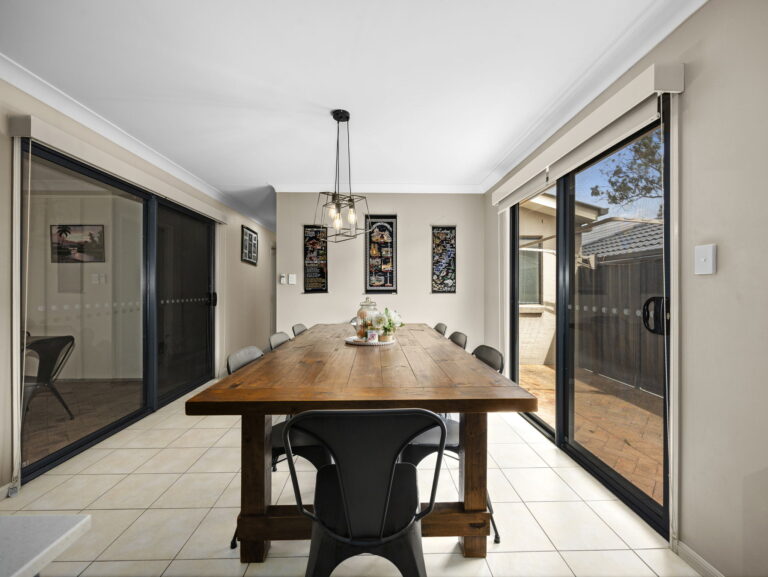 21 Freesia Close, Springfield Lakes, QLD 4300