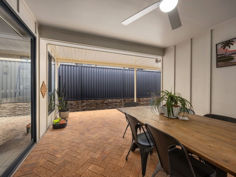 21 Freesia Close, Springfield Lakes, QLD 4300