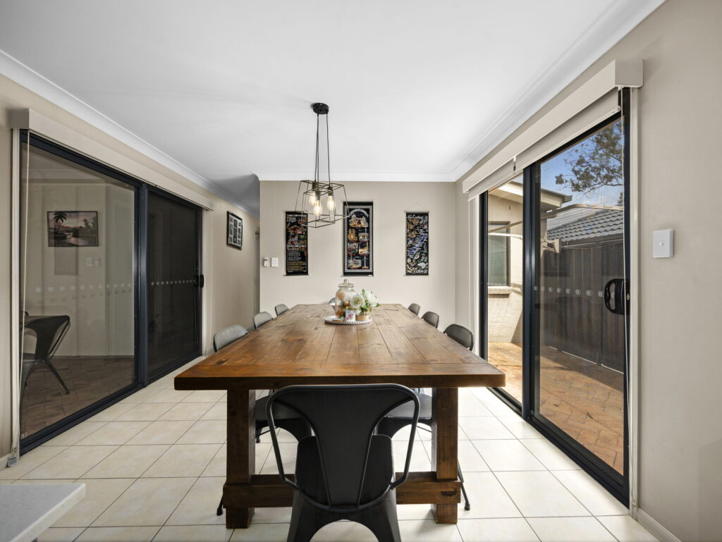 21 Freesia Close, Springfield Lakes, QLD 4300