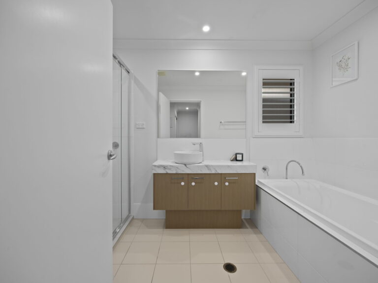 39 Melaleuca Drive, Brookwater, QLD 4300