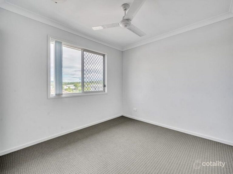 7 Brushbox Street, Ripley, QLD 4306