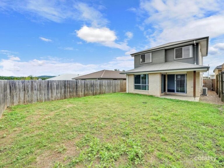 7 Brushbox Street, Ripley, QLD 4306