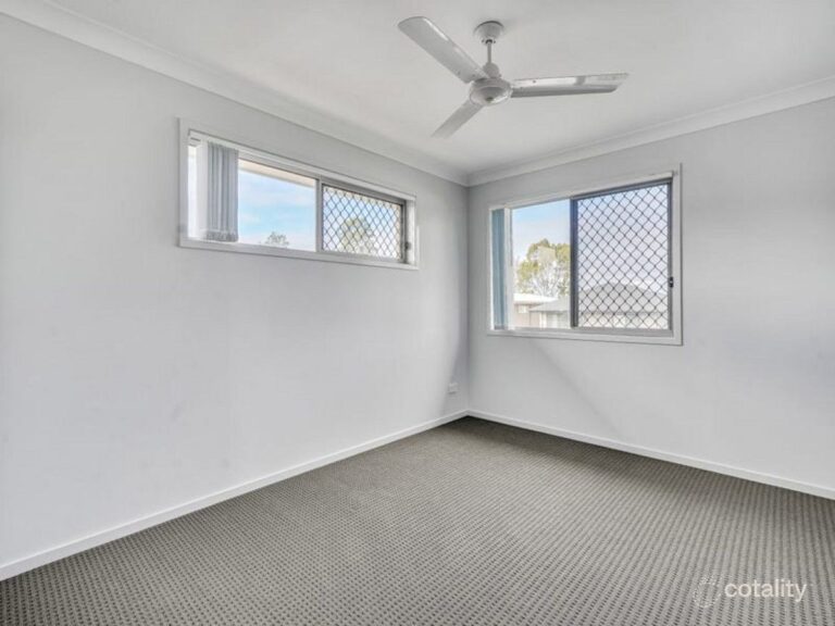 7 Brushbox Street, Ripley, QLD 4306