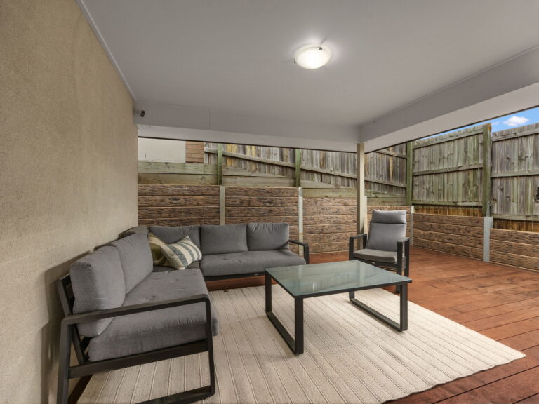 15 Stanicki Circuit, Bellbird Park, QLD 4300