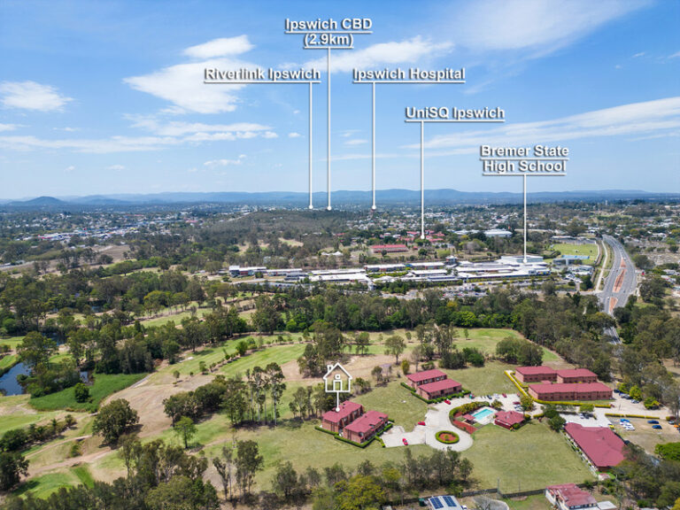 2/191 Warwick Road, Churchill, QLD 4305