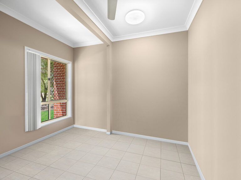 2/191 Warwick Road, Churchill, QLD 4305