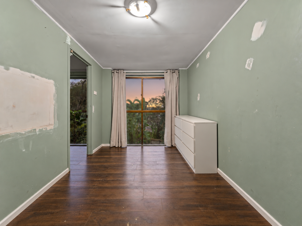 6 Bembridge Court, Bellbird Park, QLD 4300