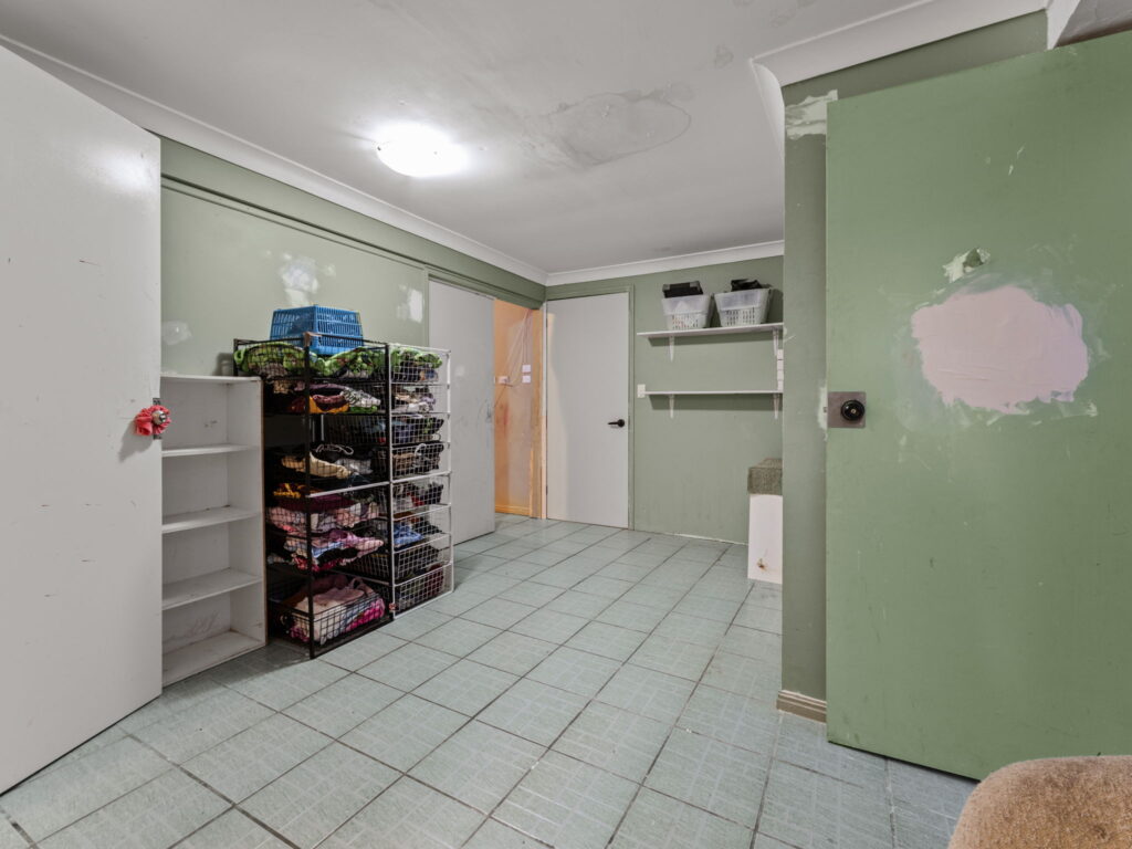 6 Bembridge Court, Bellbird Park, QLD 4300