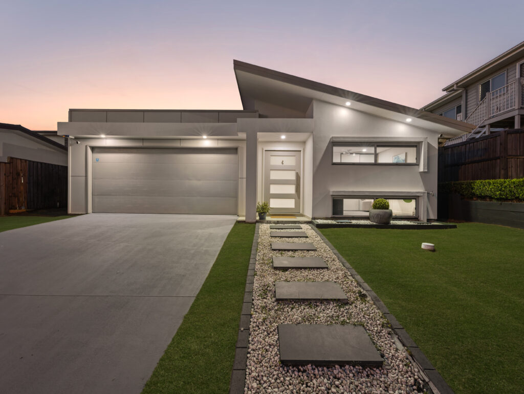 117 Alawoona Street, Redbank Plains, QLD 4301