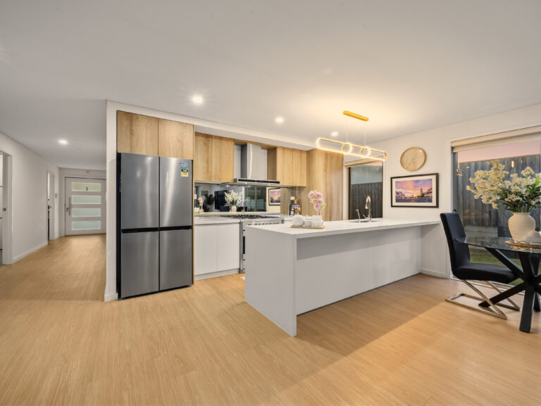 117 Alawoona Street, Redbank Plains, QLD 4301
