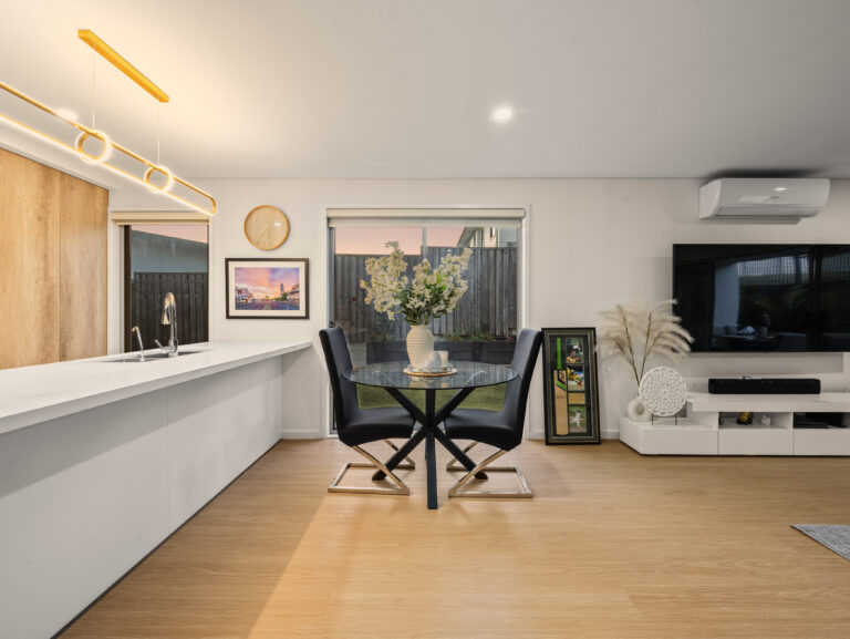 117 Alawoona Street, Redbank Plains, QLD 4301