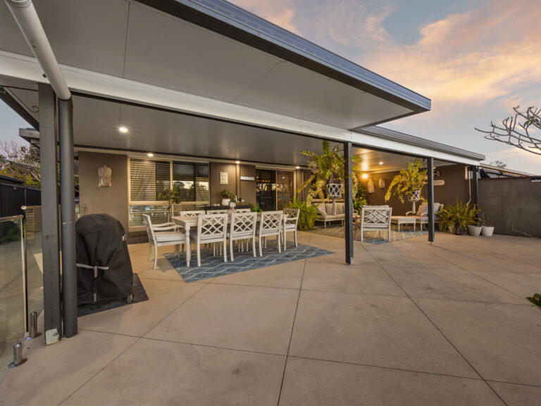 1/19 Kangaroo Avenue, Coombabah, QLD 4216