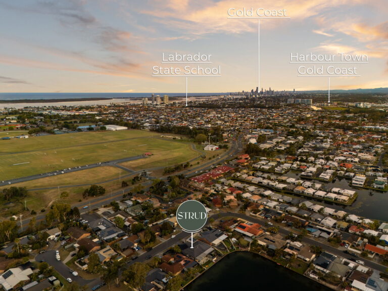 1/19 Kangaroo Avenue, Coombabah, QLD 4216