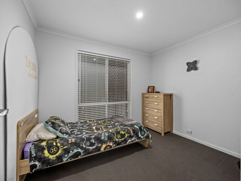 23 Allamanda Drive, Camira, QLD 4300