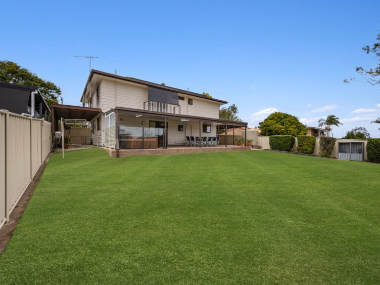 7 Merritt Street, Flinders View, QLD 4305