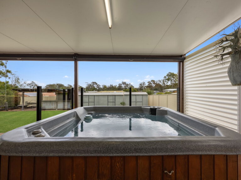 7 Merritt Street, Flinders View, QLD 4305