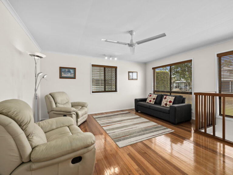 7 Merritt Street, Flinders View, QLD 4305