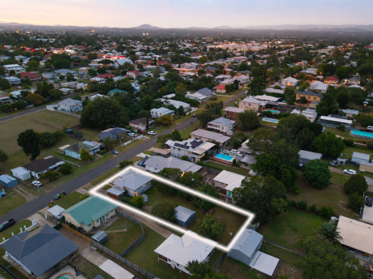 82 Cothill Road, Silkstone, QLD 4304