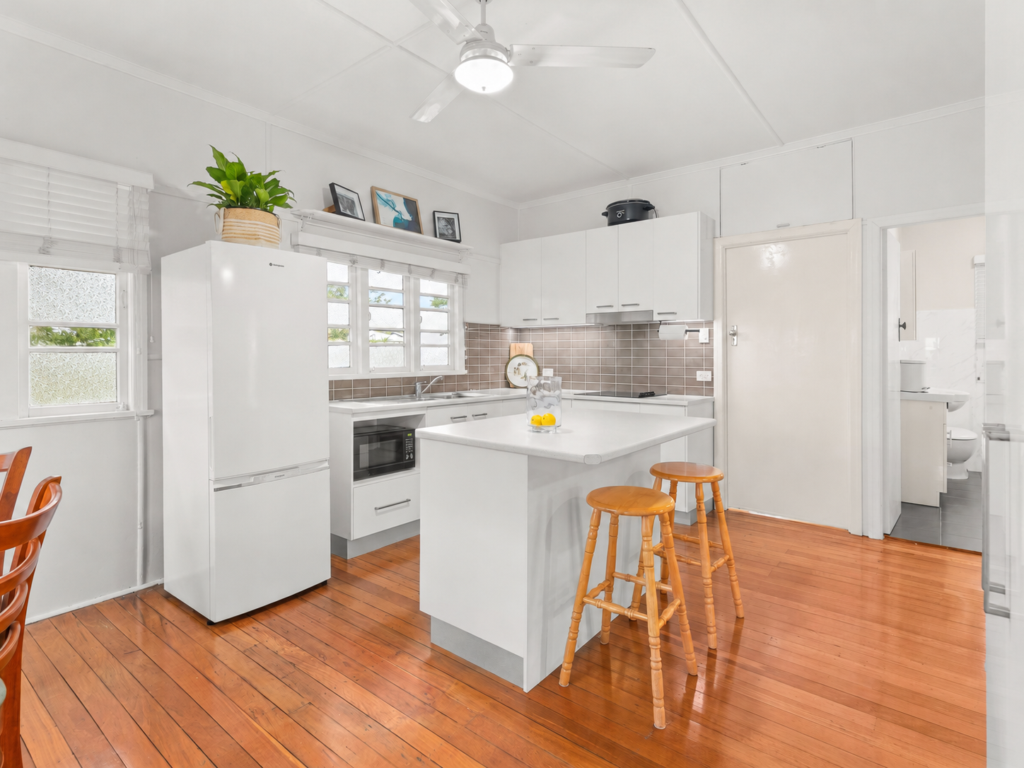 82 Cothill Road, Silkstone, QLD 4304
