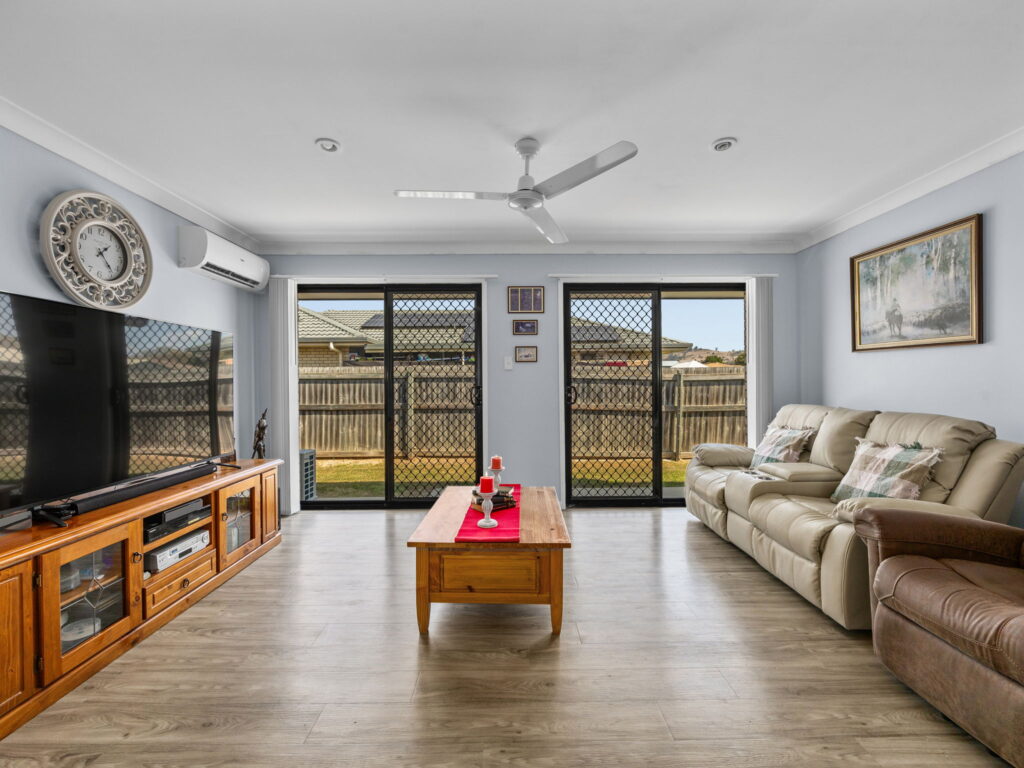 26 Haslingden Park Drive, Lowood, QLD 4311