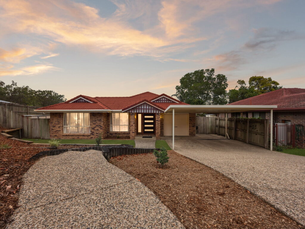 35 Carissa Street, Sinnamon Park, QLD 4073