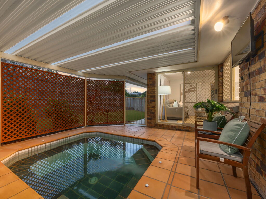 35 Carissa Street, Sinnamon Park, QLD 4073