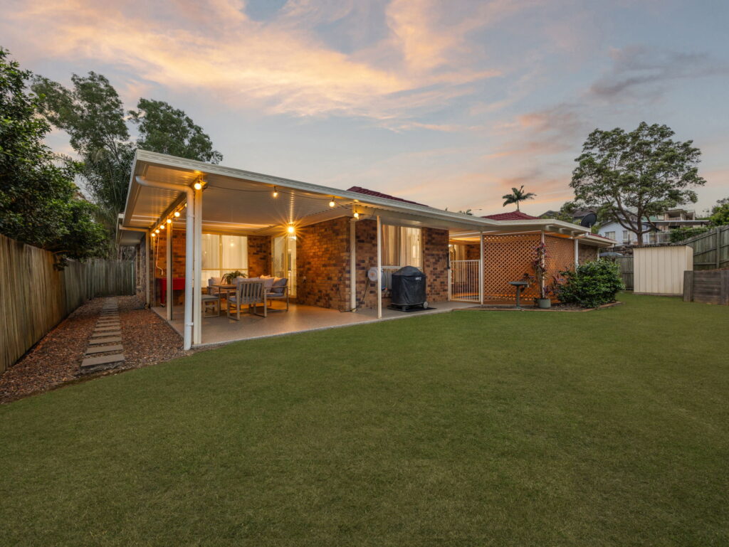 35 Carissa Street, Sinnamon Park, QLD 4073
