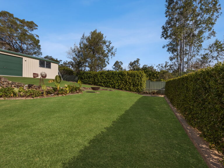 10 Cushing Street, North Ipswich, QLD 4305