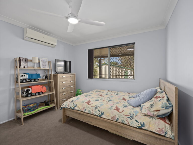 10 Cushing Street, North Ipswich, QLD 4305