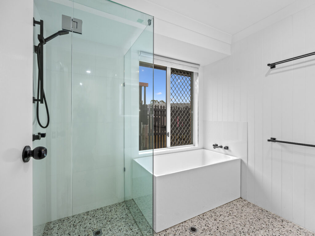11 Pinto Court, Yamanto, QLD 4305