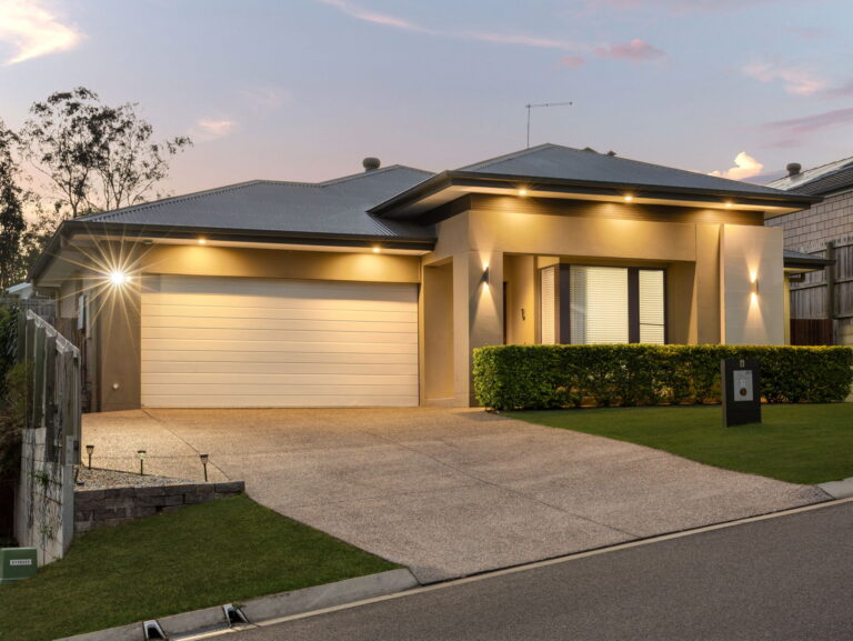 6 William Street, Deebing Heights, QLD 4306